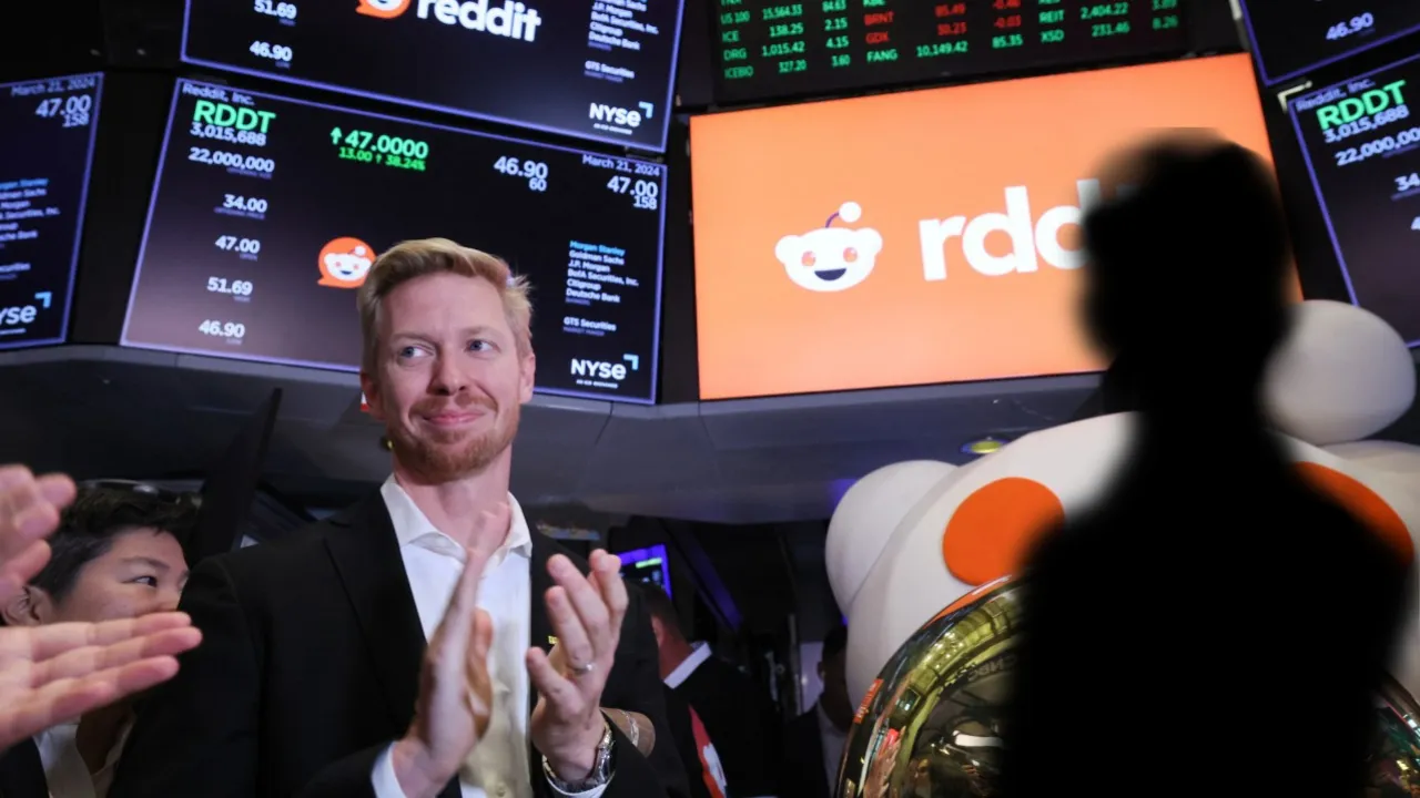 Trending Stocks Analysis: Nvidia, Reddit, BP, Reckitt Benckiser – Latest Investor Updates & Market Insights