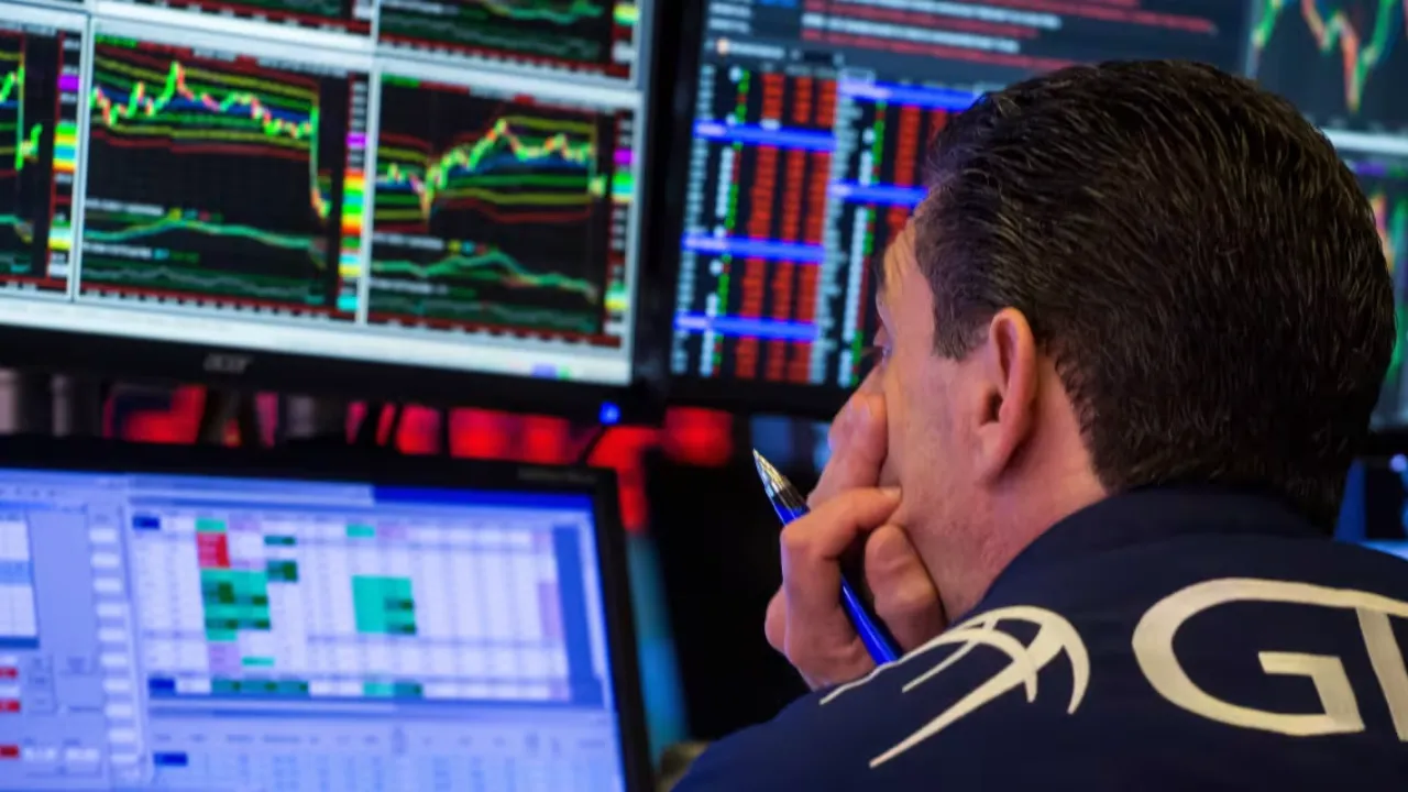 The Biggest Question Facing the Stock Market: Is a Recession Coming?