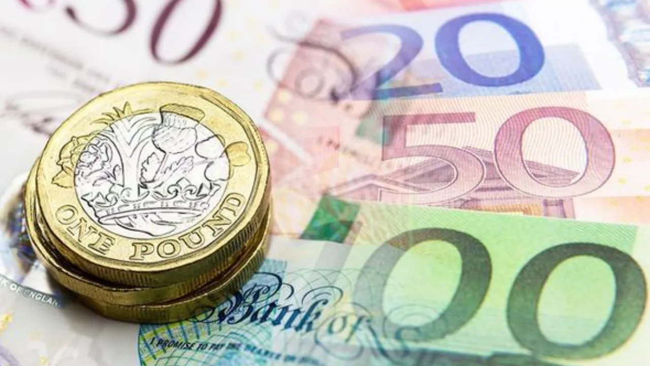 Pound Falls as OBR Downgrades UK Economic Growth Forecast to 1% in 2025