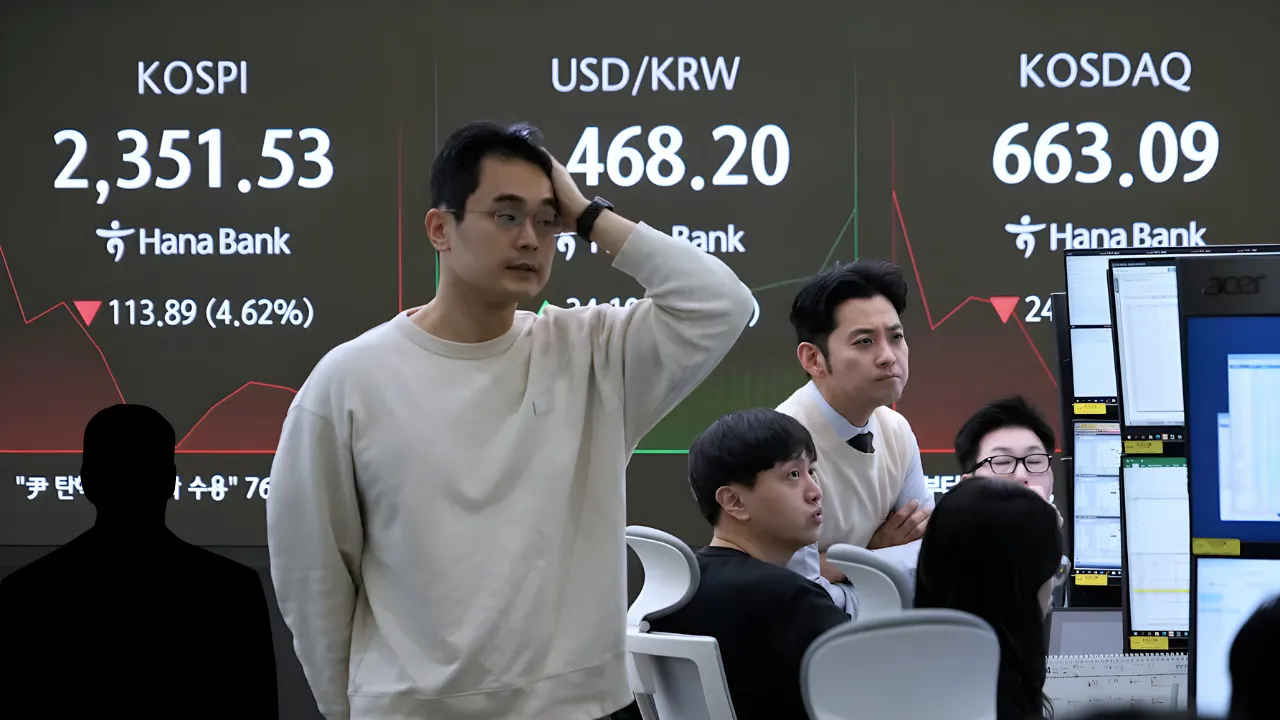 Asian Markets Plunge as Trump’s 2025 Tariffs Ignite Global Trade Turmoil