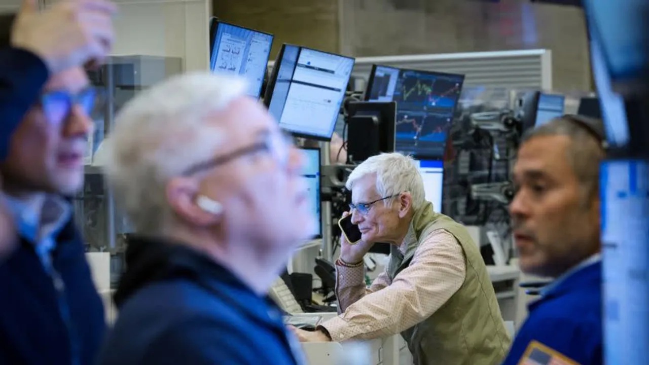 Global Stocks Surge as Trump Pauses Tech Tariffs on Smartphones and Semiconductors