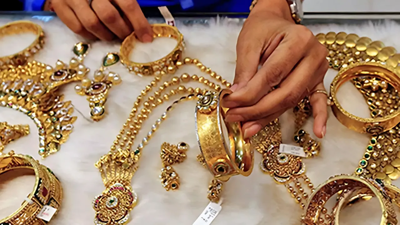 Gold Prices Soar to Record High as Tariff Tensions Fuel Safe-Haven Demand