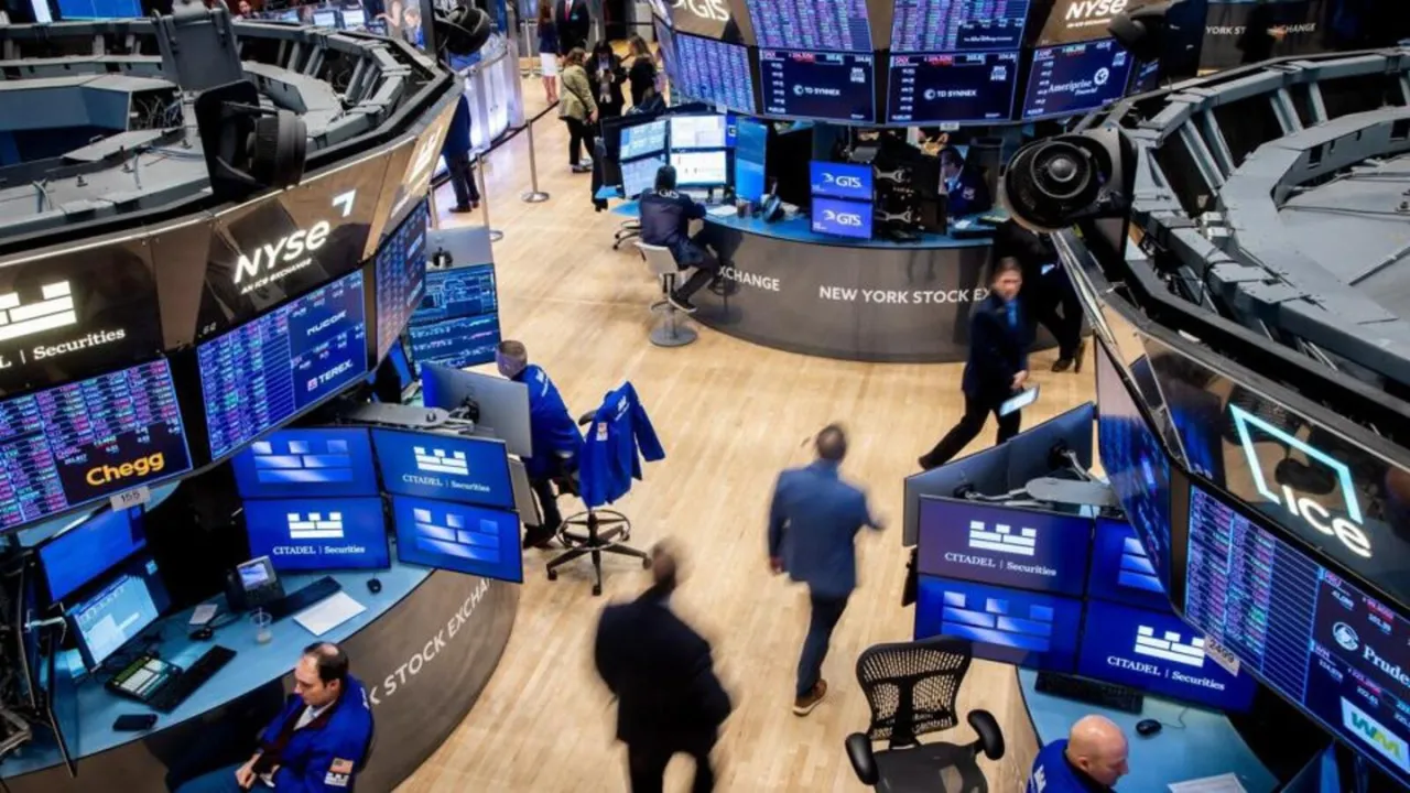 Global Stocks Decline as China Issues Retaliation Warning to Trade Partners -How Beijing's Trade Threats Are Reshaping International Markets