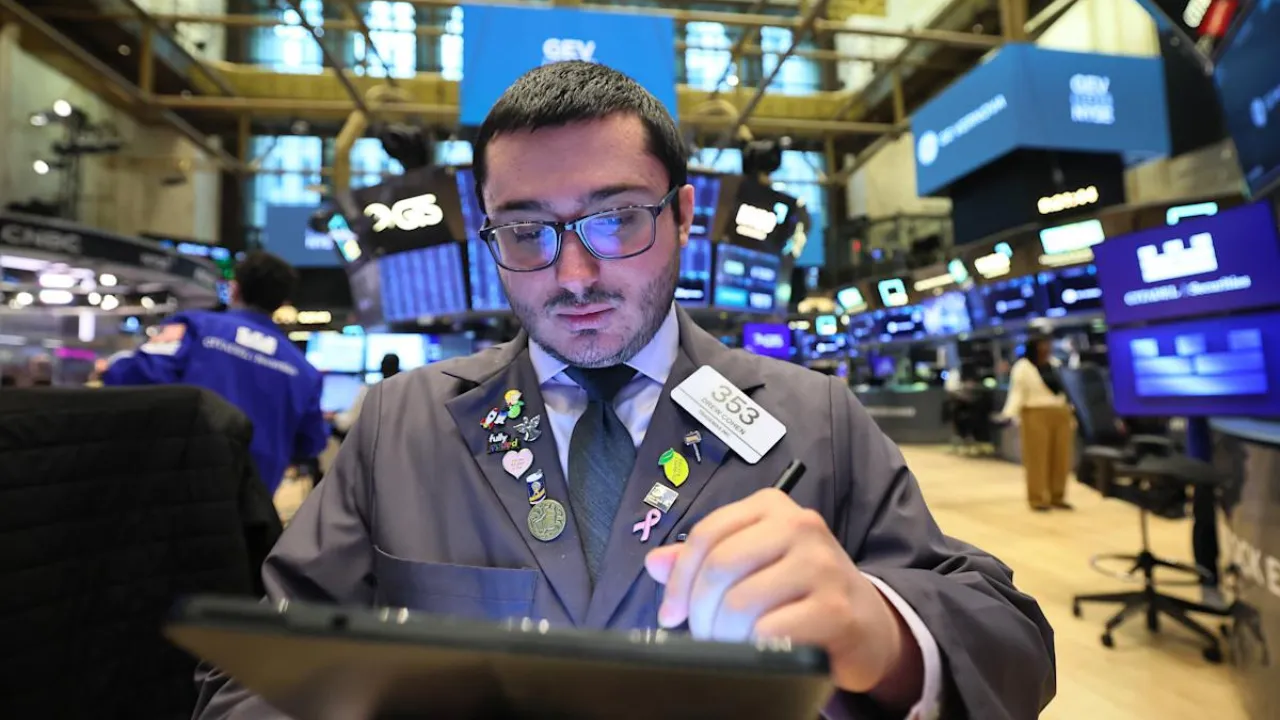 Stock Market Today: Dow, S&P 500, Nasdaq Futures Rally as Trump Vows Not to Fire Fed Chair Powell