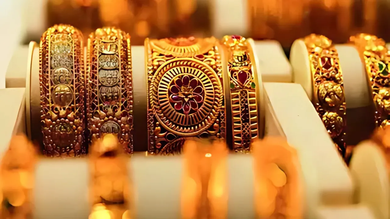 Gold Prices Dip as Trade Tensions Ease Off