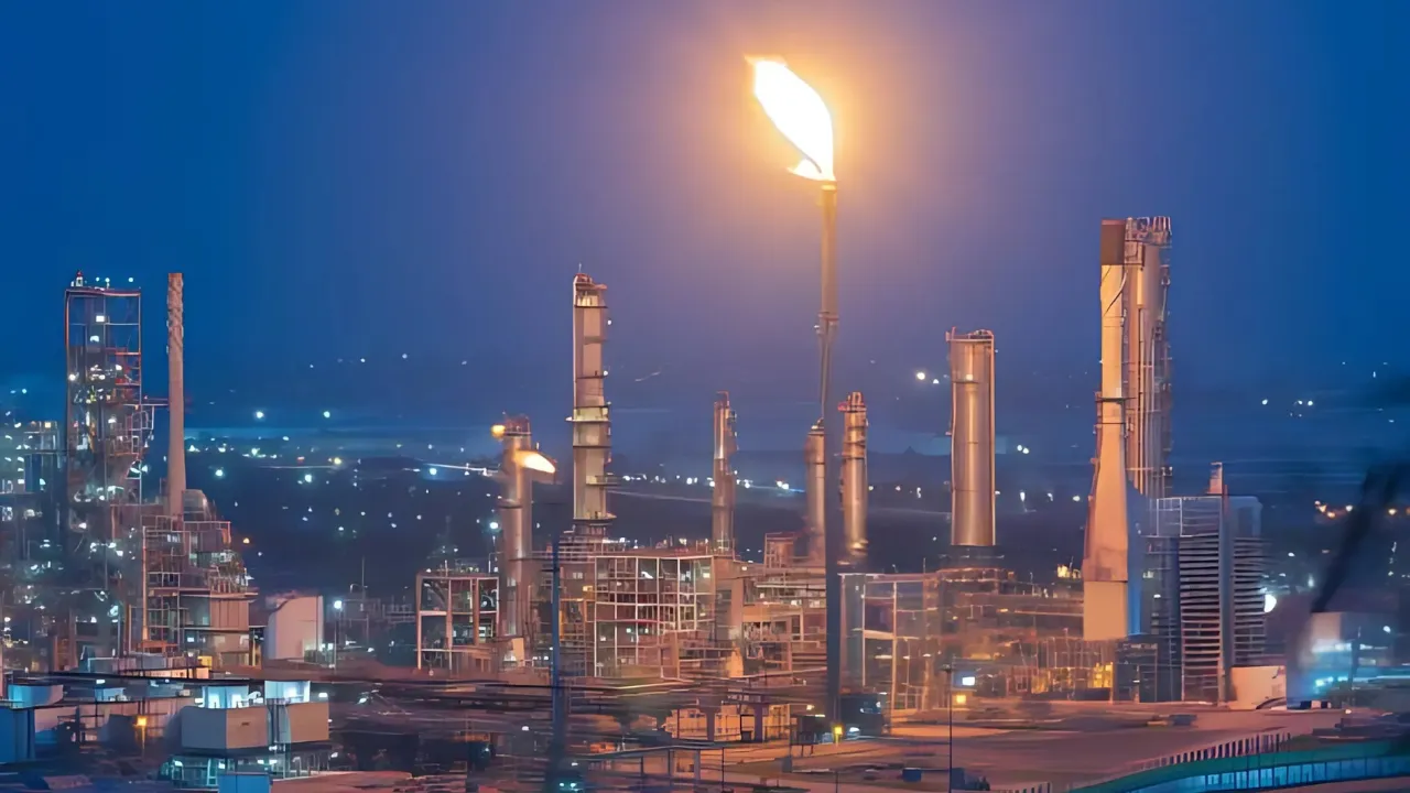 Oil Prices Slip Amid US-Iran Talks – Pound, Gold, and Market Updates May 2025