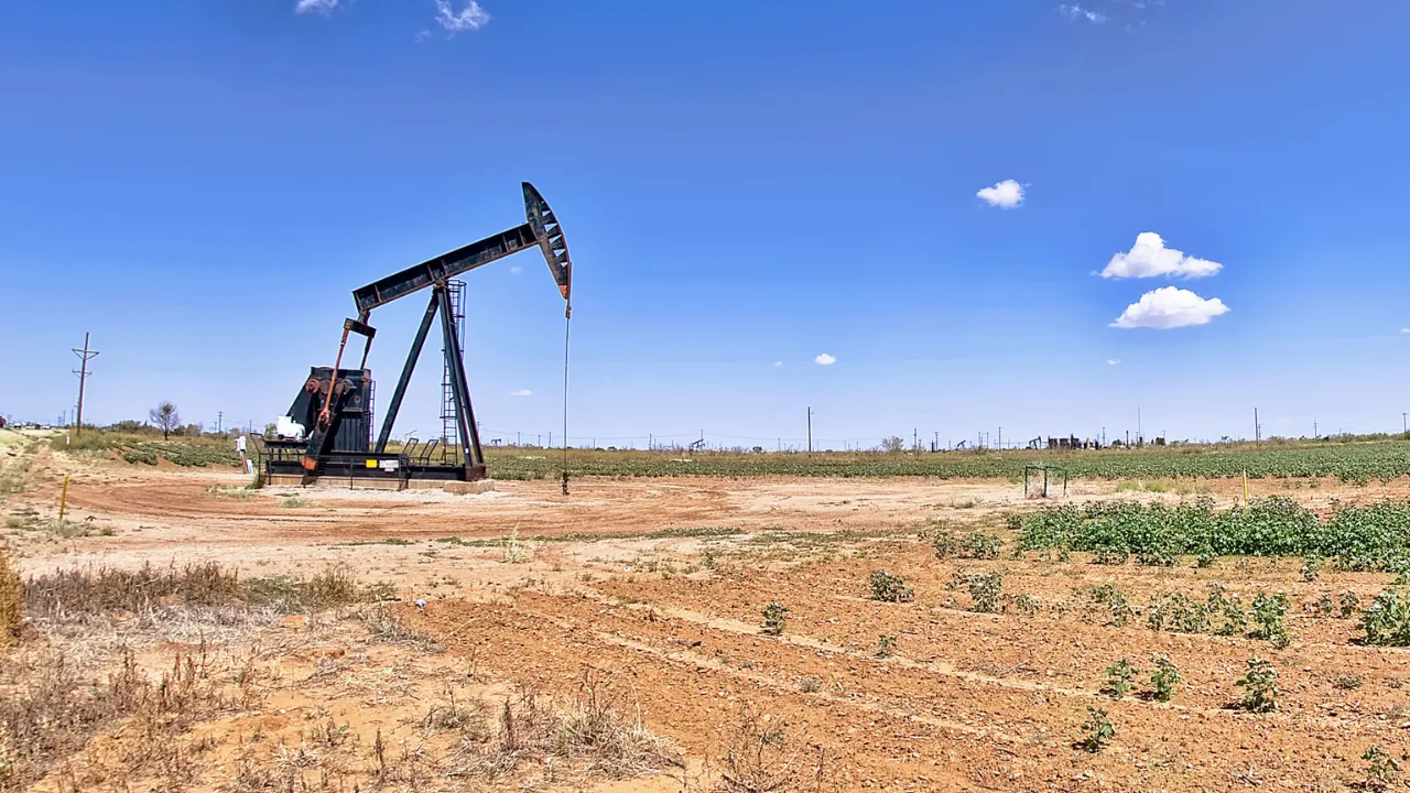 FTSE 100 Live: Stocks Slide as UK Borrowing Hits £20.2 bn in April