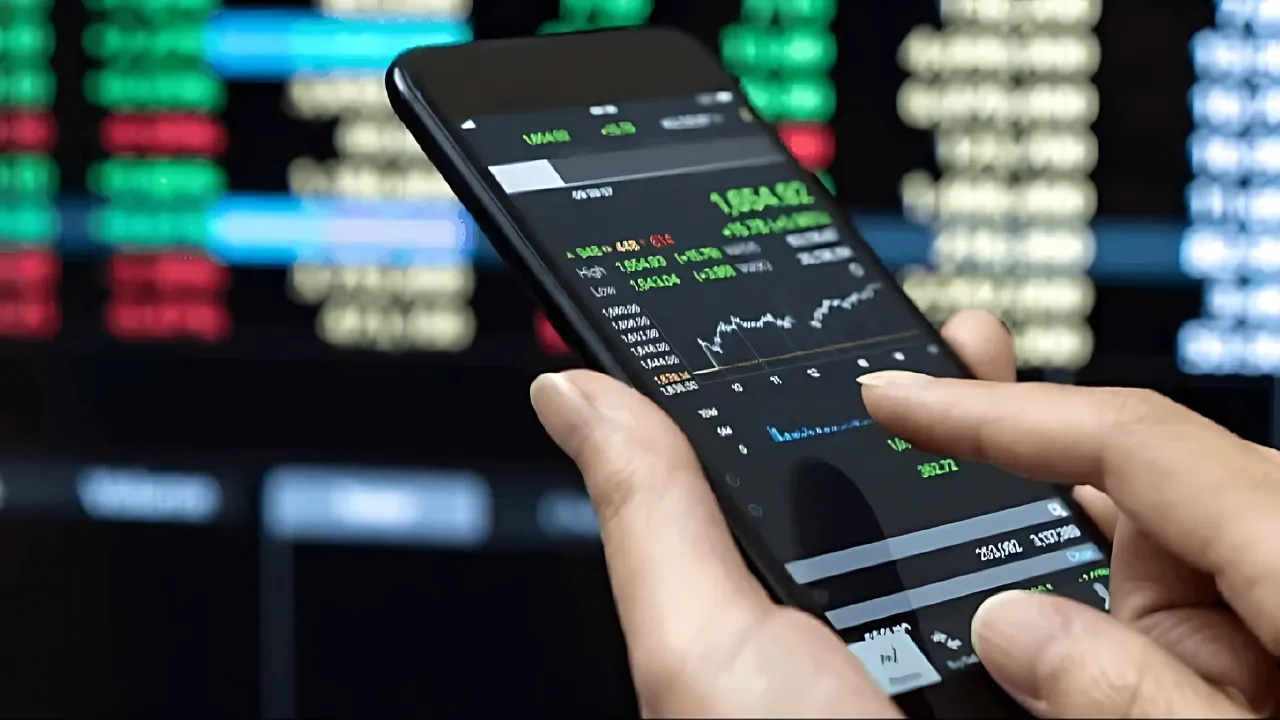 ChartZilla’s Top Crypto-Adjacent Stocks to Buy This Summer