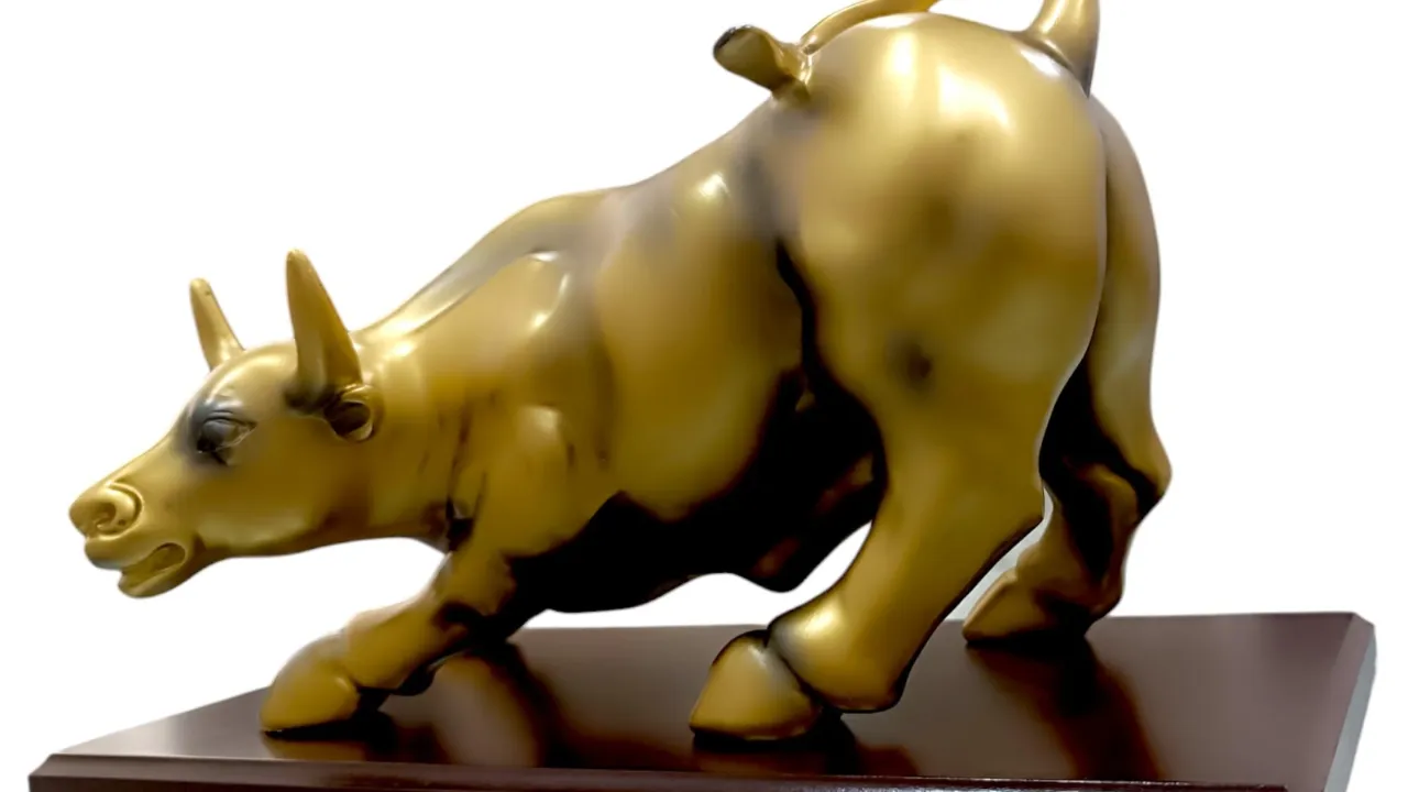 May Stock Gains, June Watchlist, Bitcoin: Market Takeaways